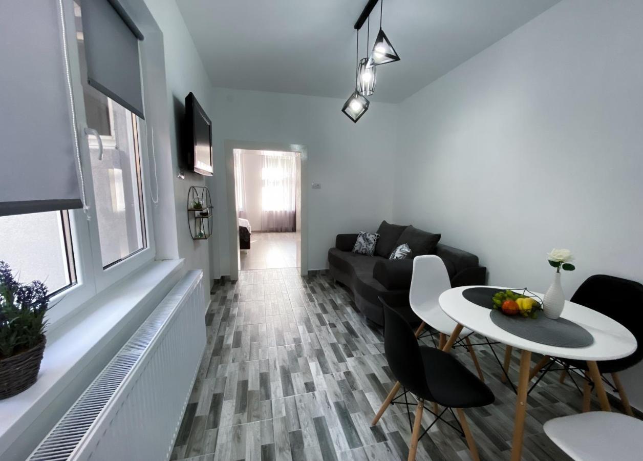 Studio 5 Braşov Exterior foto