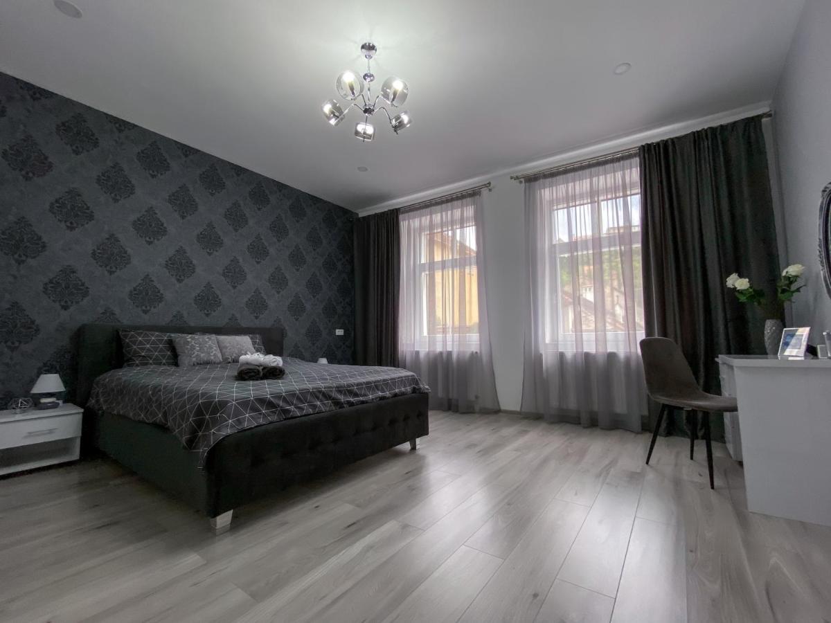 Studio 5 Braşov Exterior foto