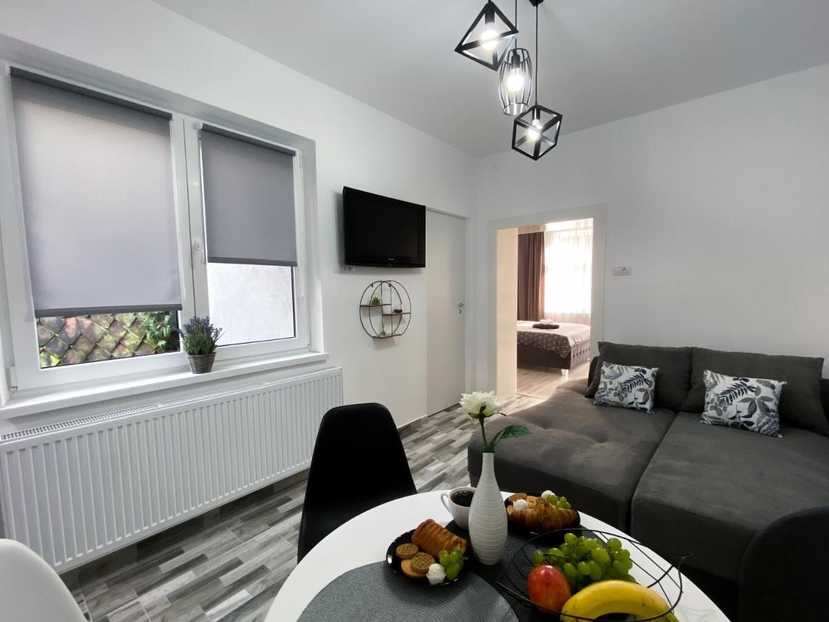 Studio 5 Braşov Exterior foto